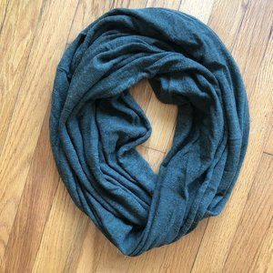 GAP Forest Green 100% Merino Wool Infinity Scarf